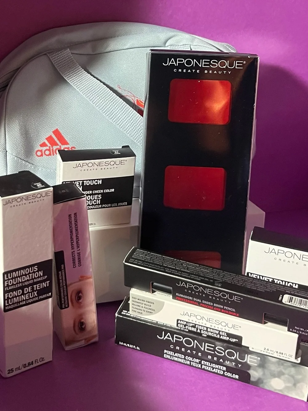 JAPONESQUE - MAKEUP COLLECTION and ADIDAS BAG
